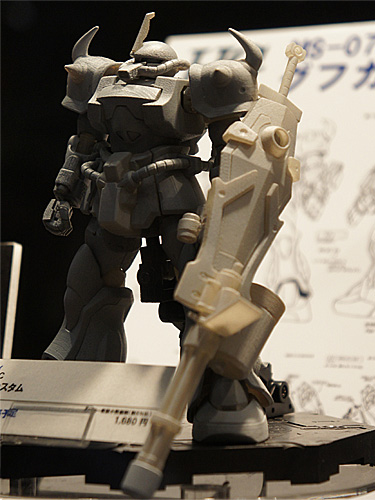 HGUC 1/144 グフカスタム