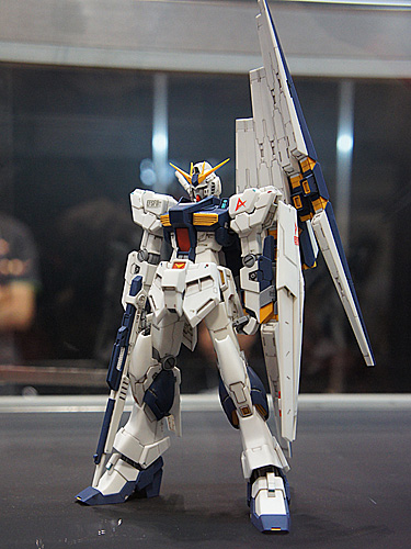 1/144 RX-93 νガンダム（R.C.BERG & studio RECKLESS）