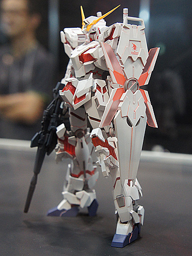 1/144 RX-0 ユニコーンガンダム デストロイモード（R.C.BERG & studio RECKLESS）