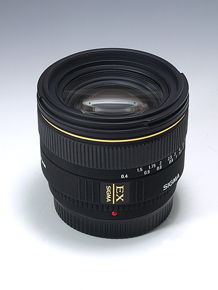 SIGMA 30mm F1.4 EX DC