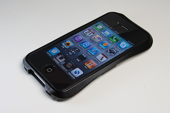 CLEAVE ALUMINIUM BUMPER for iPhone4（メテオブラック）