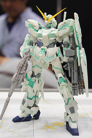 1/144 RX-0 ユニコーンガンダム デストロイモード（R.C.BERG & studio RECKLESS）