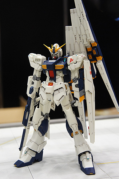 1/144 RX-93 νガンダム（R.C.BERG & studio RECKLESS）