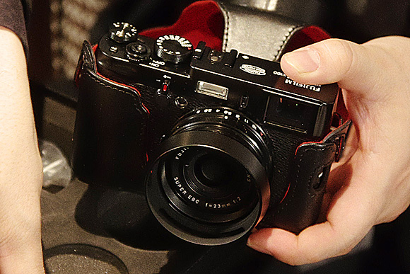 FUJIFILM X100 ブラックモデル