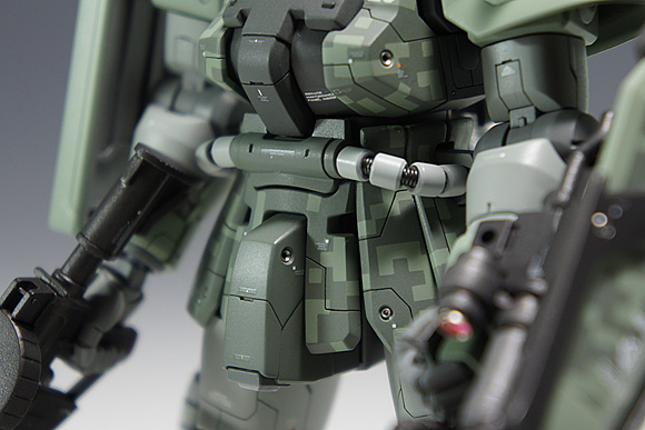 1/144 HGUC ザクII F2